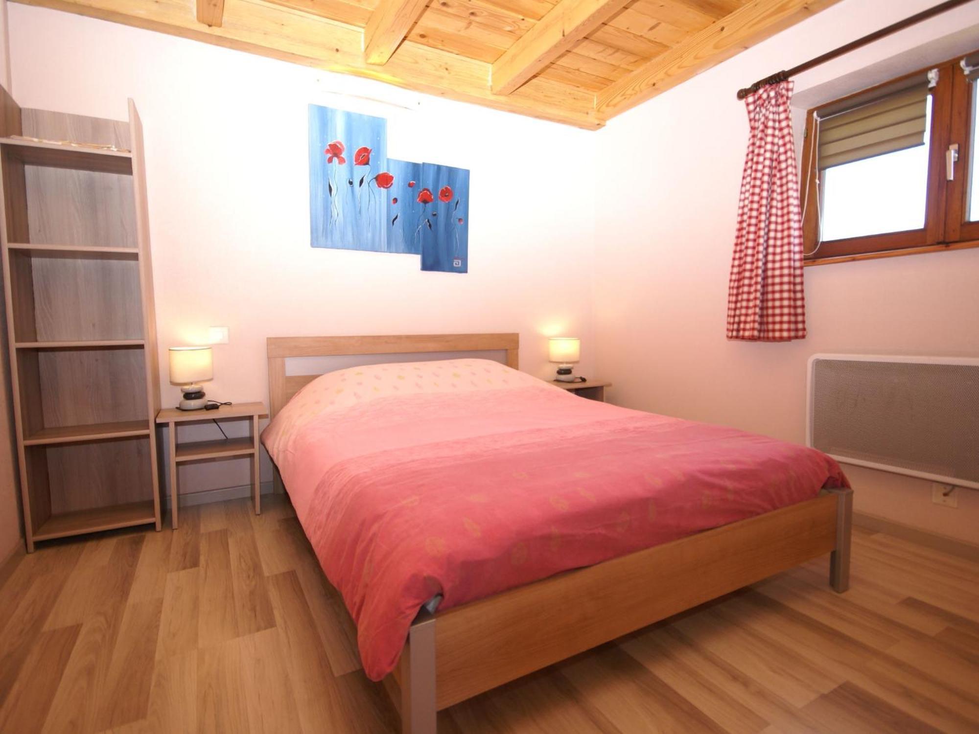 Cosy Holiday Home With Garden In Walscheid Eksteriør bilde