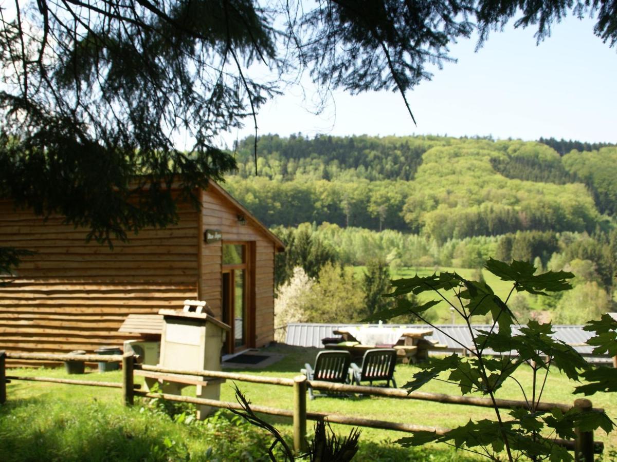 Cosy Holiday Home With Garden In Walscheid Eksteriør bilde
