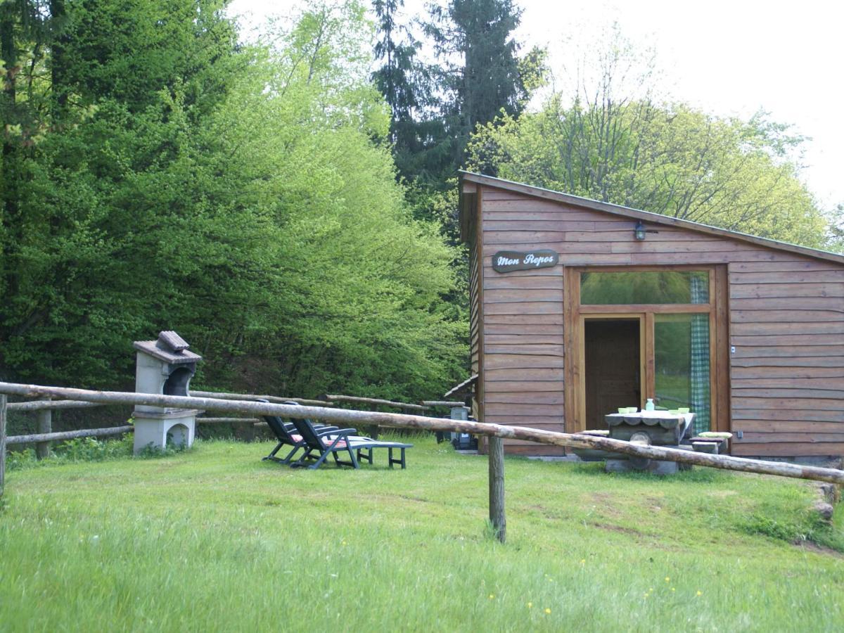 Cosy Holiday Home With Garden In Walscheid Eksteriør bilde