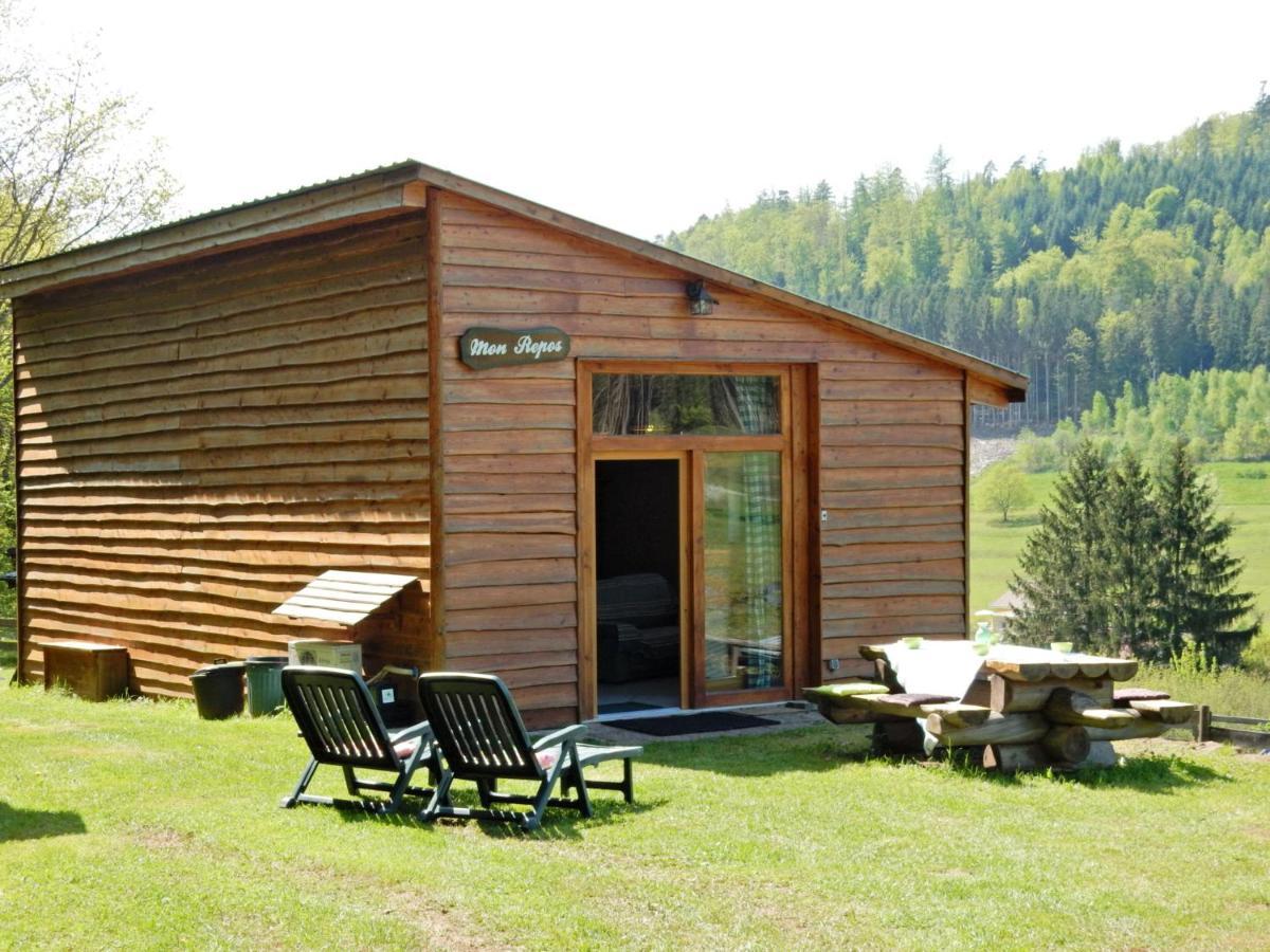 Cosy Holiday Home With Garden In Walscheid Eksteriør bilde
